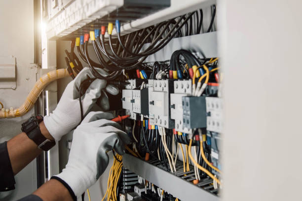 Best Circuit Breaker Repair  in Seven Lakes, NC